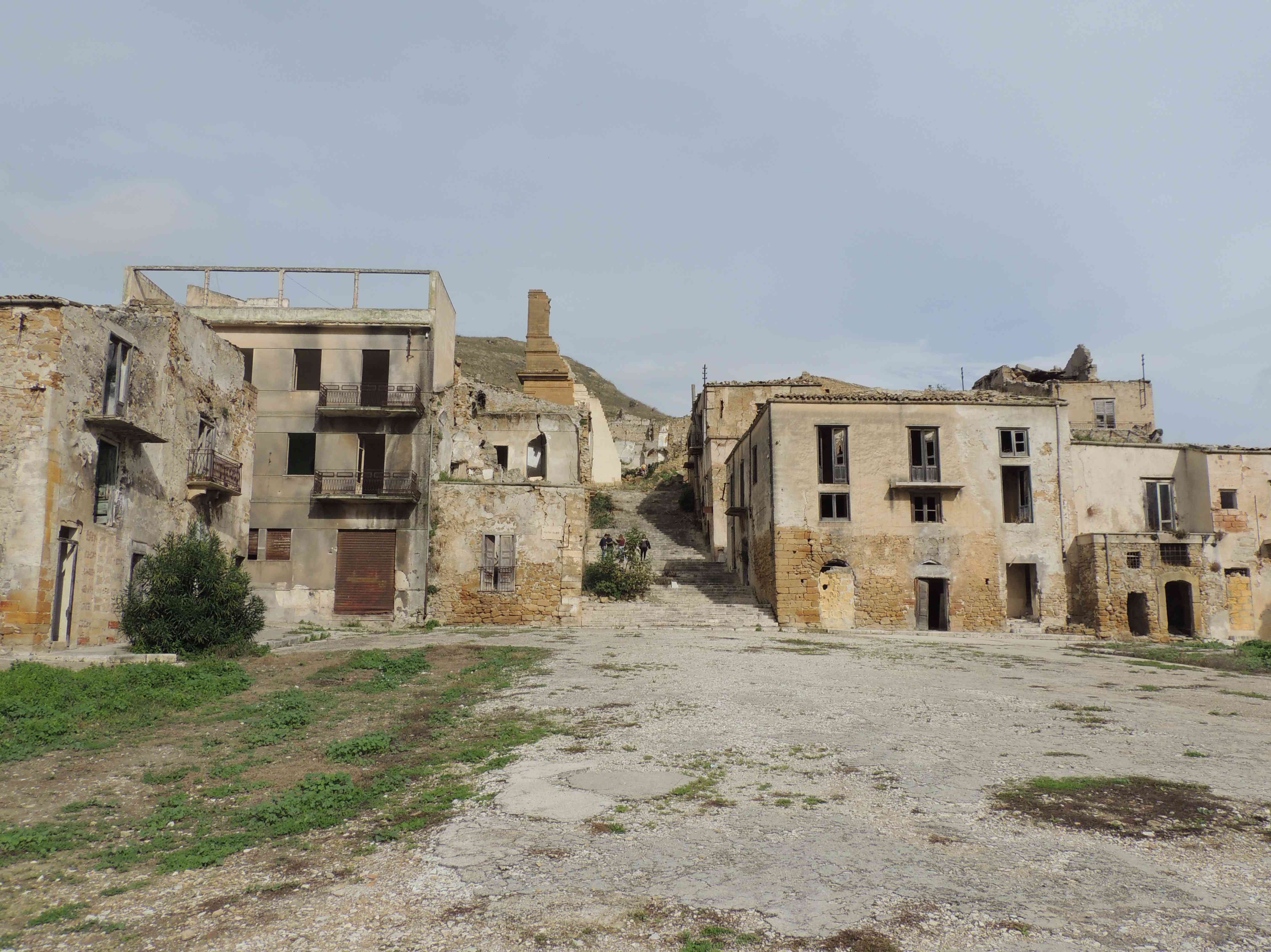Immagine articolo: Partiti i “lavori di messa in sicurezza della Città Vecchia di Poggioreale”