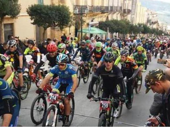 Immagine articolo: Sambuca, anche quest’anno, ospiterà la “Granfondo Valle dei Vini”