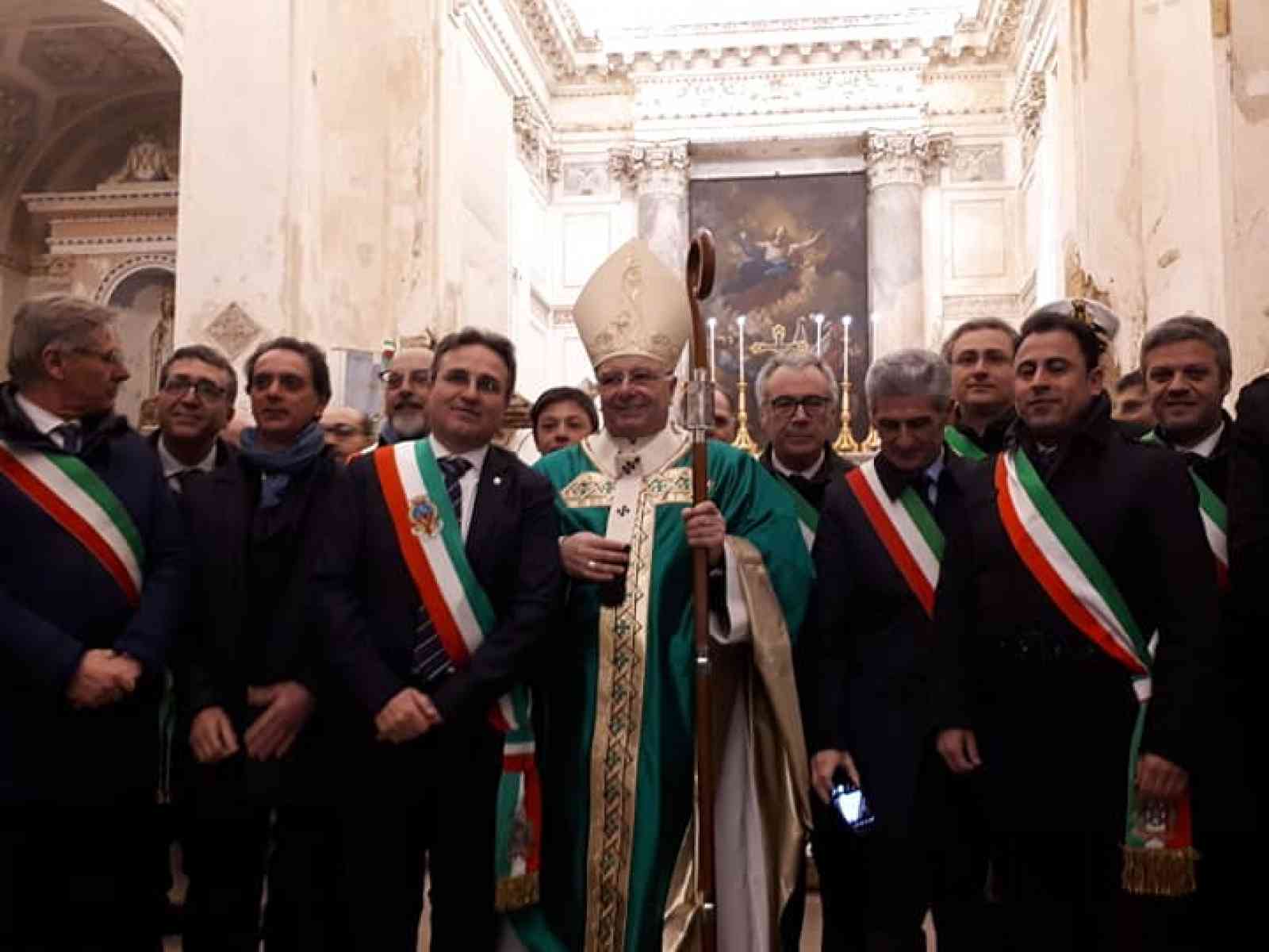 Immagine articolo: A Sambuca dopo 51 anni dal terremoto la “rinascita“ della Chiesa Madre. Ieri la riapertura. Il cardinale Francesco Montenegro: “Un segno di speranza “