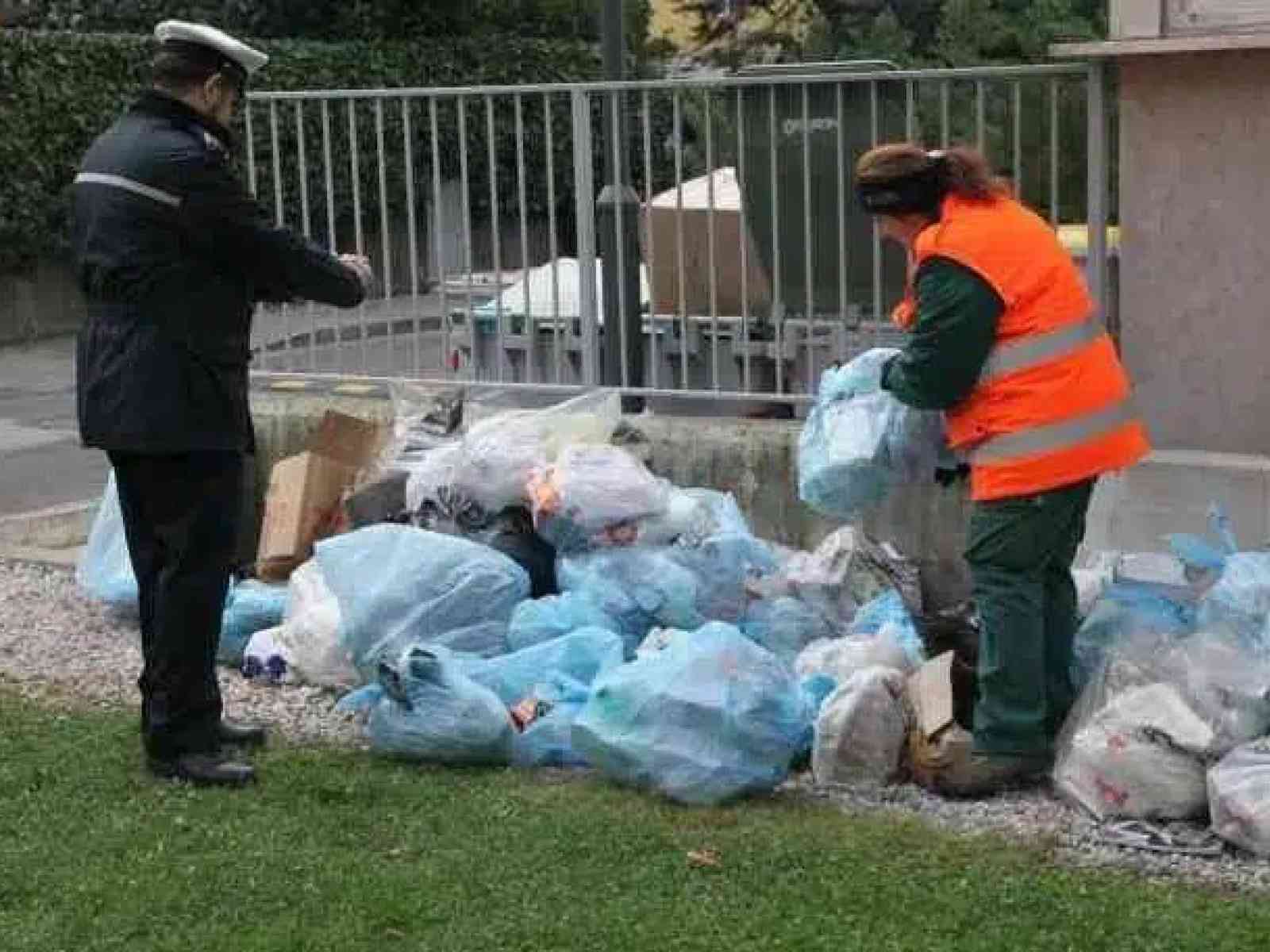 Immagine articolo: Salaparuta, intensificati controlli per raccolta differenziata