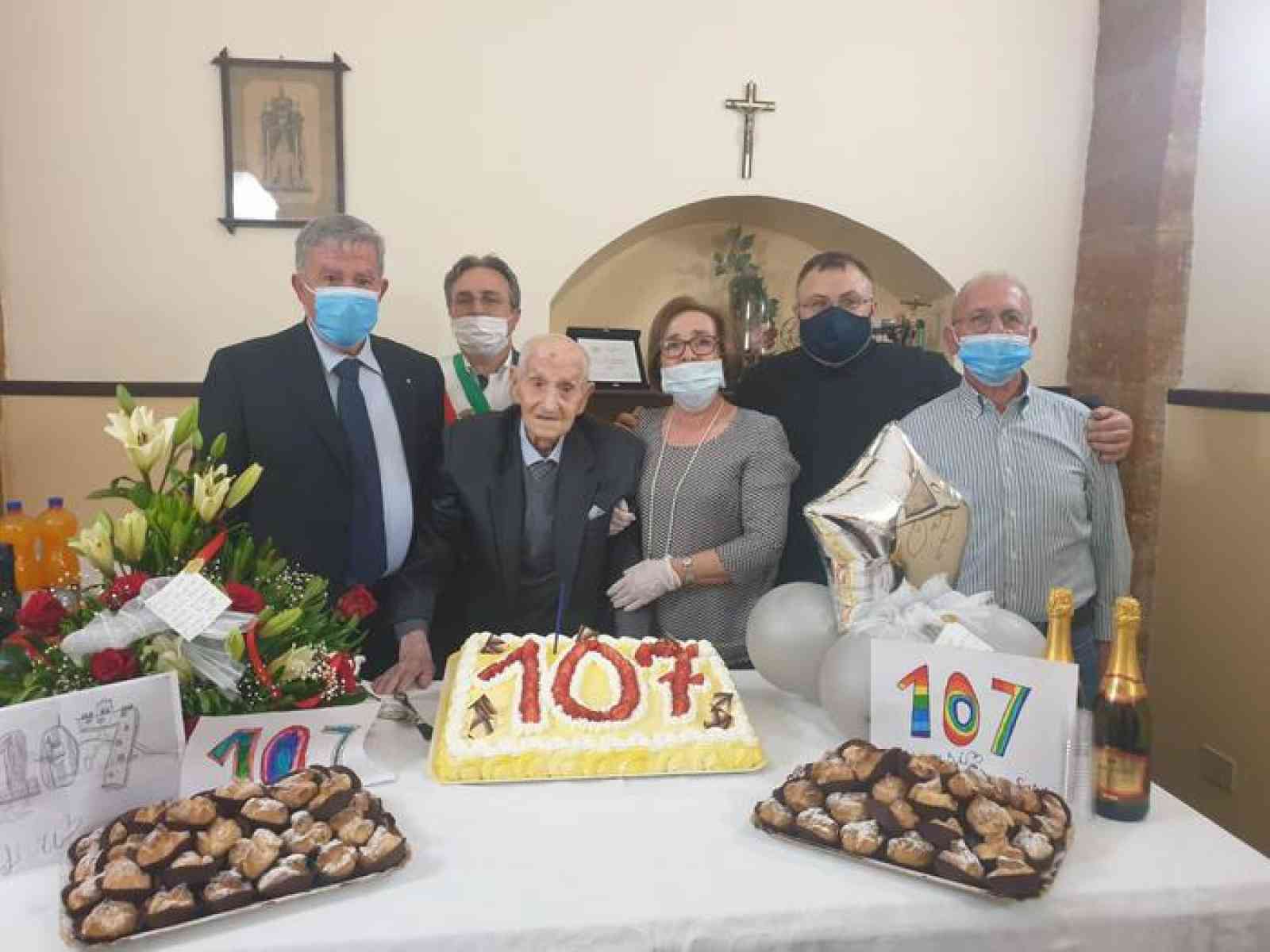 Immagine articolo: Sambuca, si è spento Antonino Ferraro, nonnino record di 107 anni